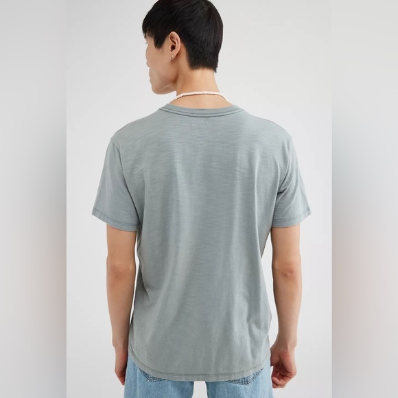Urban Outfitters. Mens base tee. Medium. Color: Slate 🍂 - Picture 2 of 5